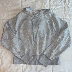 NWOT Universal Thread cropped pullover - light gray